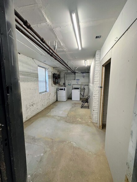 More Photos Of 4649 Hillside Rd SE, Washington Apartments For Sale