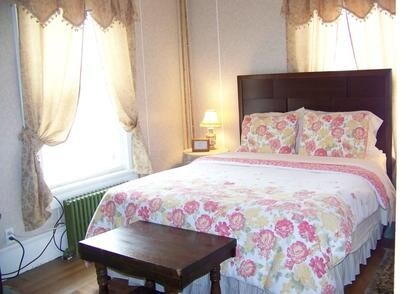 More Photos Of 201 E Union St, Punxsutawney Hospitality For Sale