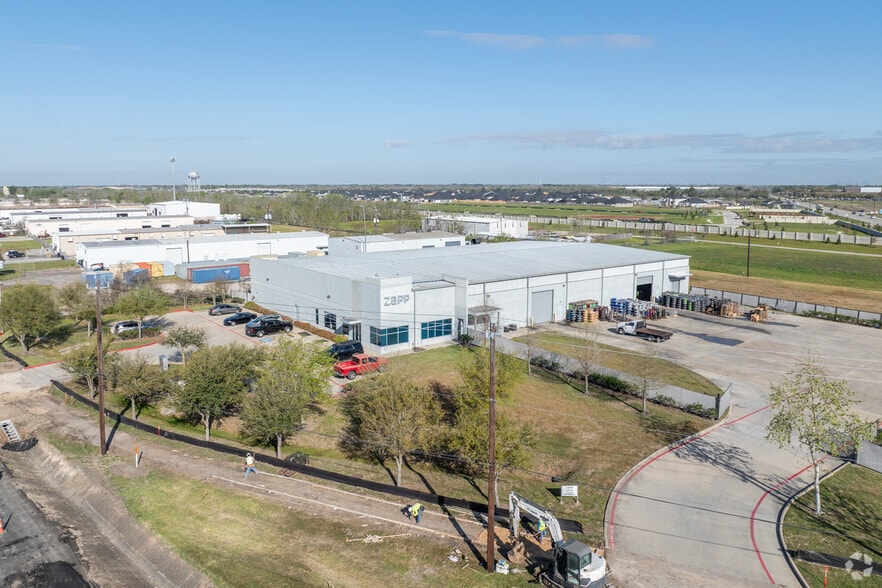 Primary Photo Of 8831 Industrial Dr, Pearland Industrial For Sale