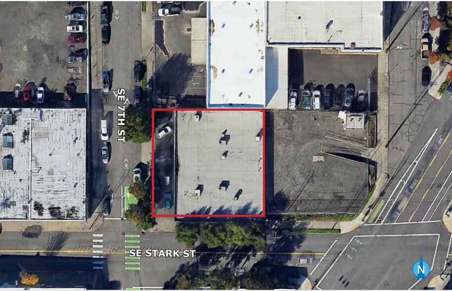 More Photos Of 711 SE Stark St, Portland Service For Sale