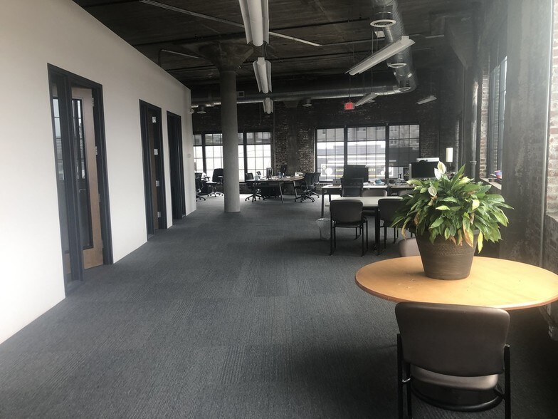 More Photos Of 1700 Church St, Nashville Office For Lease