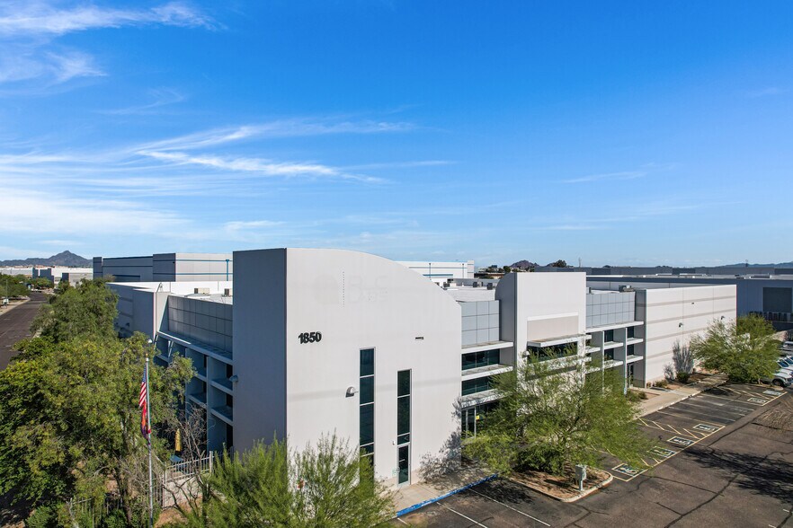 More Photos Of 1850 E Riverview Dr, Phoenix Manufacturing For Lease