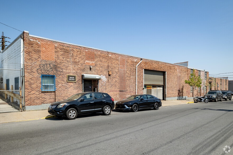 Primary Photo Of 104-03 180th St, Jamaica Warehouse For Lease