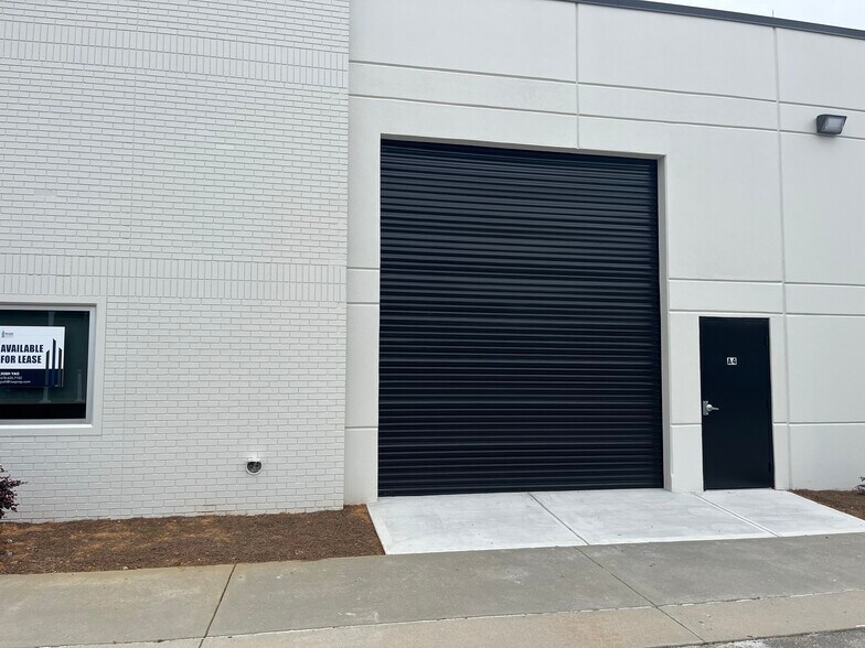 More Photos Of 3500 Loop Rd, McDonough Warehouse For Lease