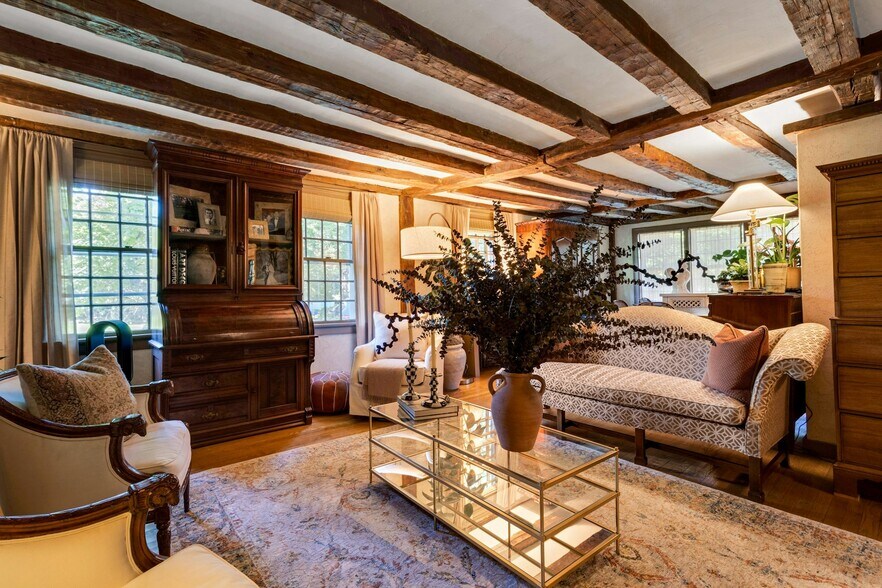 More Photos Of 1038-1056 Main St S, Woodbury Apartments For Sale