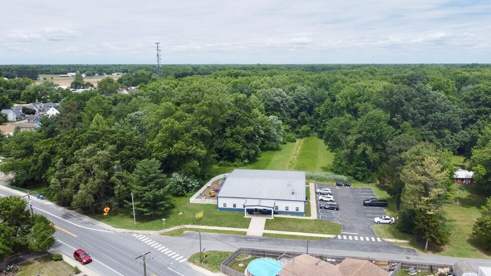 More Photos Of 21 North St, Hartly General Retail For Sale
