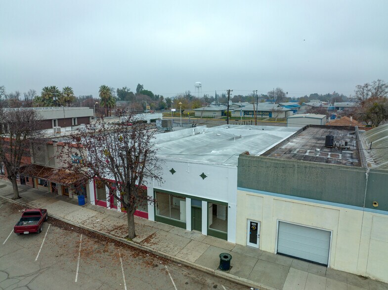 More Photos Of 1537-1541 Center ave, Dos Palos General Retail For Sale