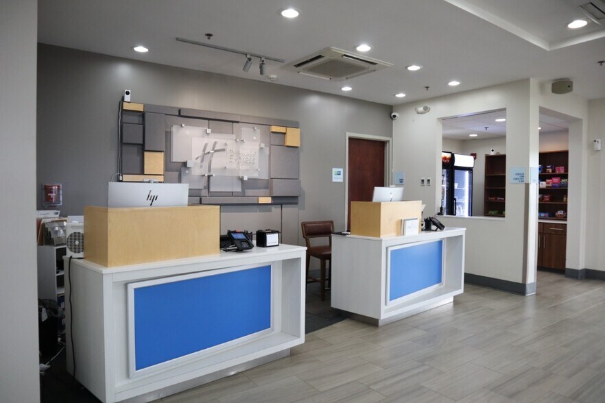 More Photos Of 157 Soldier Colony Rd, Canton Hotel For Sale
