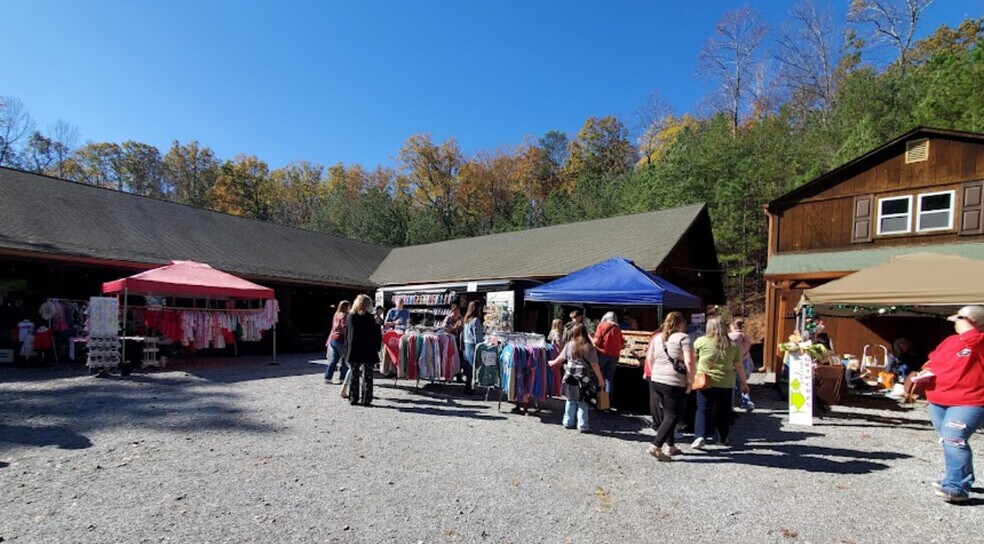 More Photos Of Cove Road, Jasper Specialty For Sale