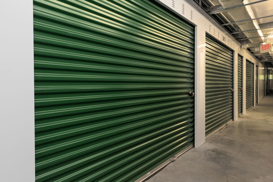 More Photos Of 1614 N Valley Pike, Rockingham Self Storage For Sale