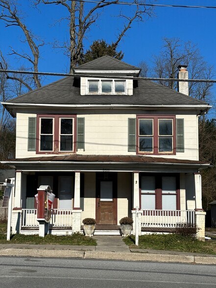 More Photos Of 3511 Main st, Morgantown Storefront Retail Residential For Sale