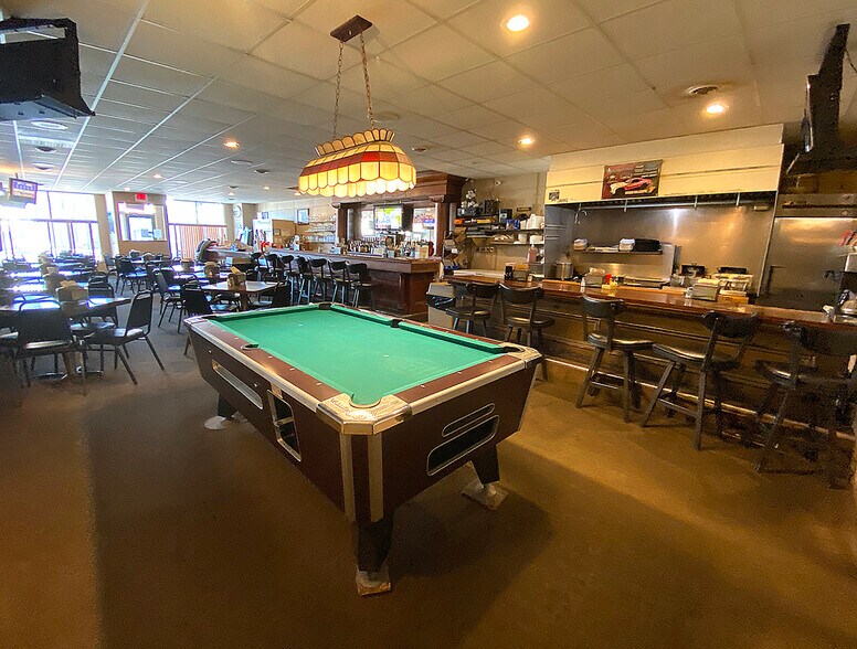 More Photos Of 116 E Grand River Rd, Laingsburg Restaurant For Sale