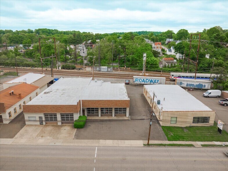 More Photos Of 363-369 W Glenside Ave, Glenside Warehouse For Sale