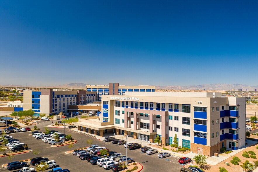 More Photos Of 825 N Gibson Rd, Henderson Medical For Lease