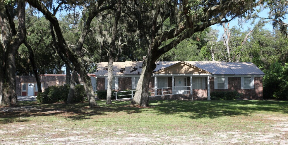 More Photos Of 200 Mission Rd, Palatka Medical For Sale