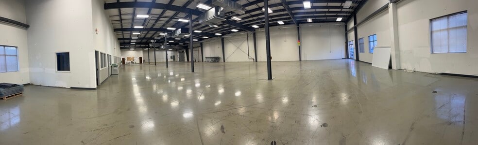 More Photos Of 5201 Old Poole Rd, Raleigh Light Manufacturing For Lease