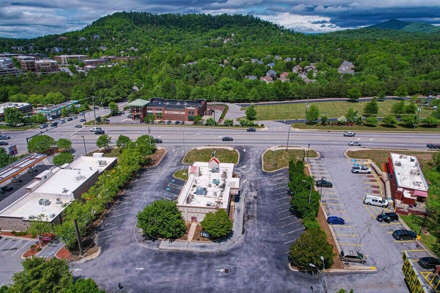 More Photos Of 375 Long Shoals Rd, Arden Fast Food For Sale