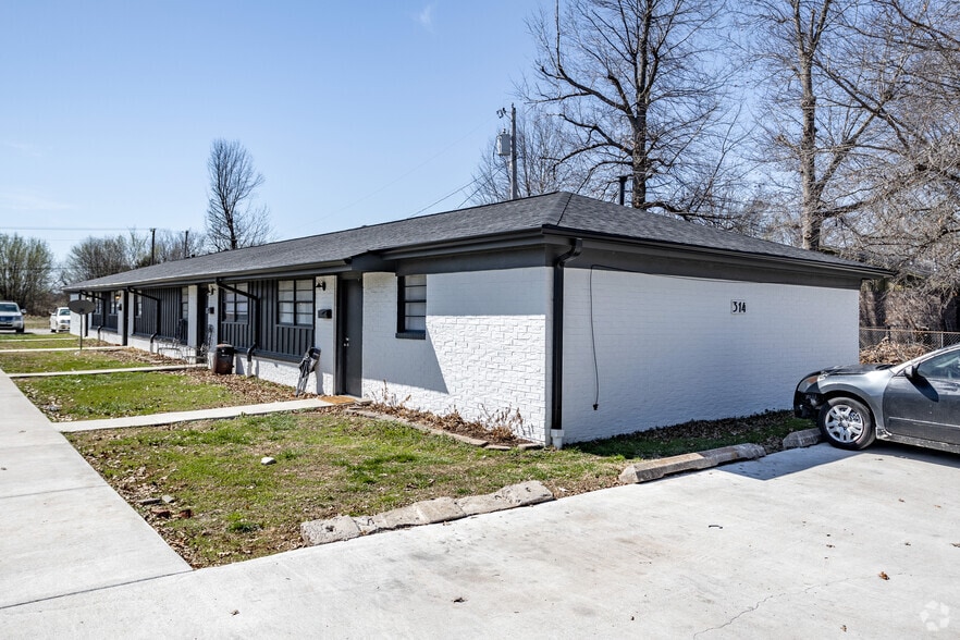 Primary Photo Of 314 E Ash St, Skiatook Apartments For Sale
