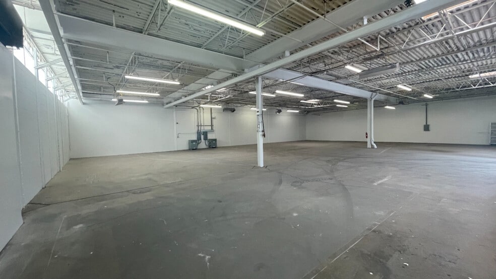 More Photos Of 284 Wissahickon Ave, North Wales Manufacturing For Lease