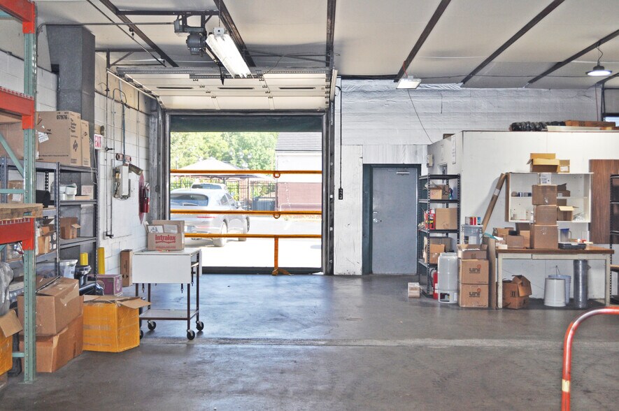 More Photos Of 3730 Holt Ave, Saint Louis Manufacturing For Sale