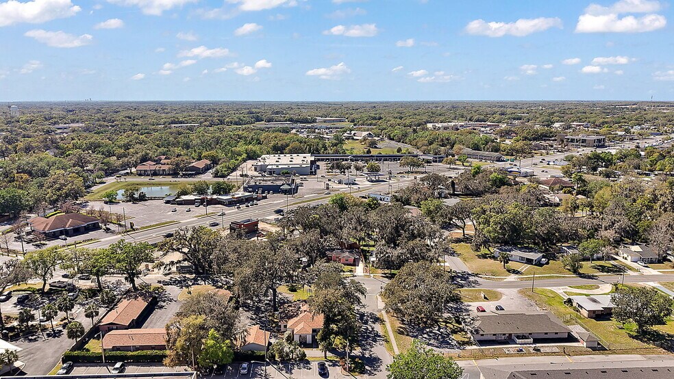 More Photos Of 708 Lee St, Leesburg Office For Sale
