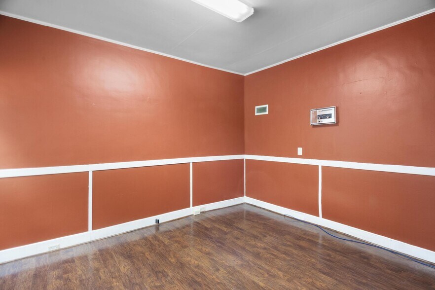 More Photos Of 105 Lancaster St SW, Aiken Loft Creative Space For Lease