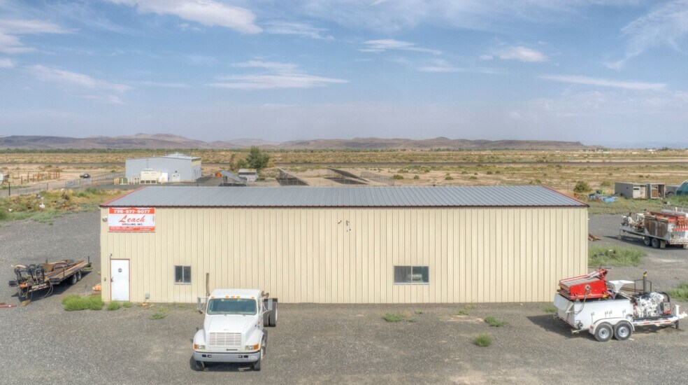 More Photos Of 1810 Lake St, Silver Springs Warehouse For Lease