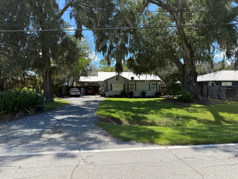 More Photos Of 2250 N Magnolia Ave, Ocala Flex For Sale