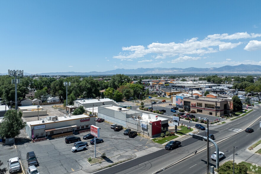 More Photos Of 150 E 3300 S, Salt Lake City Showroom For Sale