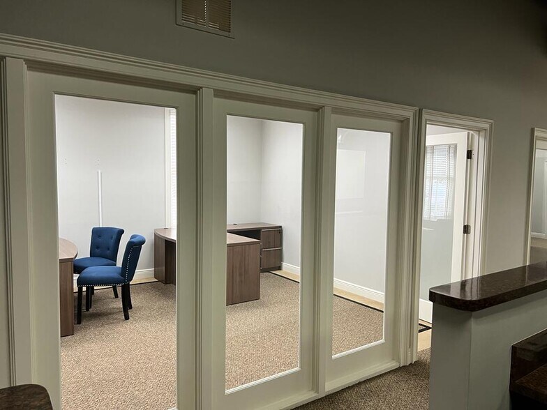 6037 Winthrop Commerce Ave, Riverview, FL 33578 Office For Lease