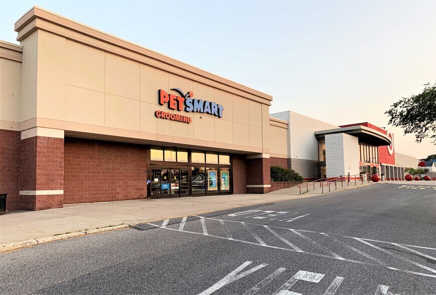 More Photos Of 4000-4004 Route 130, Delran Unknown For Lease