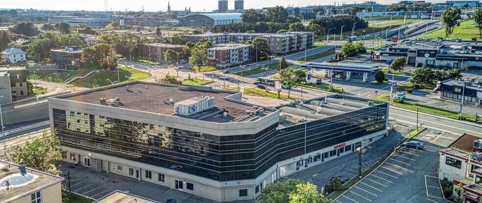 More Photos Of 2480 Ch Ste-Foy, Québec Office For Lease