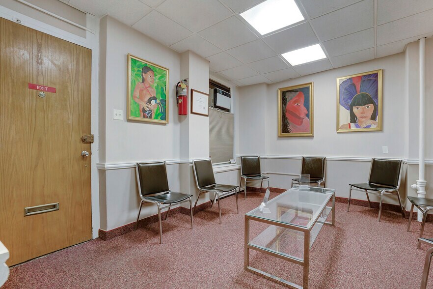 More Photos Of 142-144 Joralemon St, Brooklyn Medical For Lease
