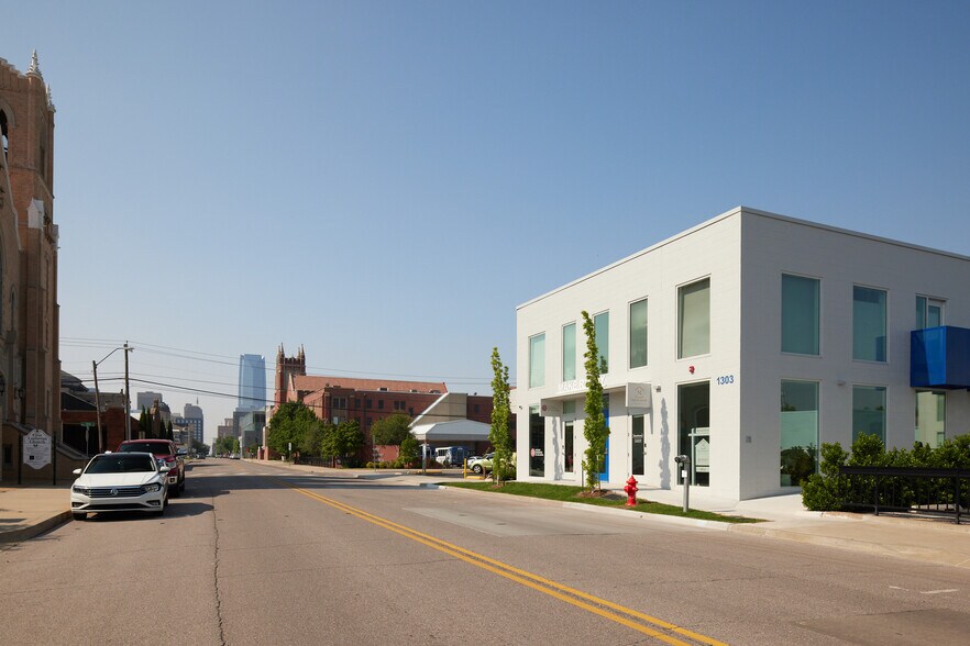 More Photos Of 220 NW 13th St, Oklahoma City Storefront Retail Office For Lease