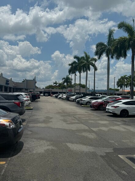 More Photos Of 2050 W 56th St, Hialeah Unknown For Lease