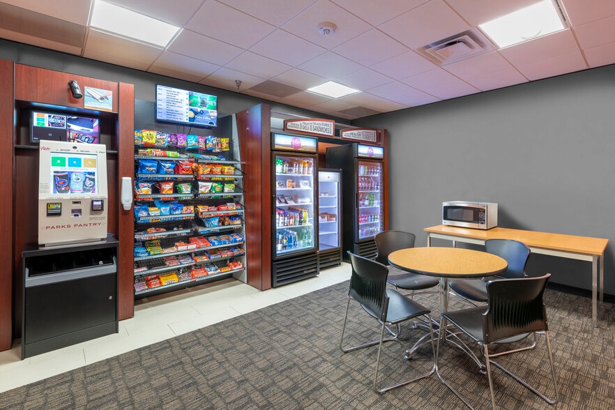 More Photos Of 2603 Augusta Dr, Houston Office For Lease