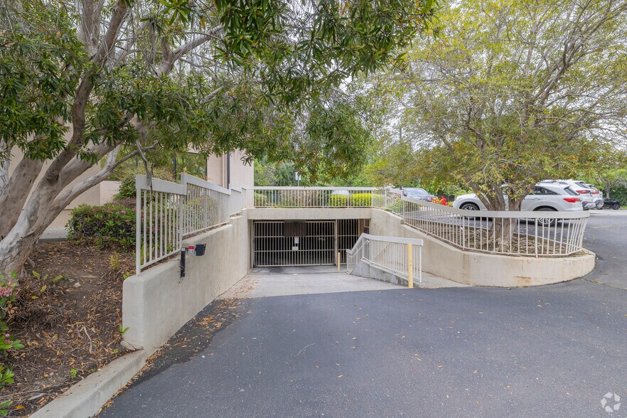 More Photos Of 1860 Mowry Ave, Fremont Medical For Lease