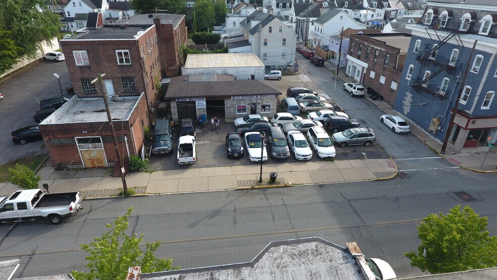 More Photos Of 404-410 S Main St, Phillipsburg Auto Repair For Sale