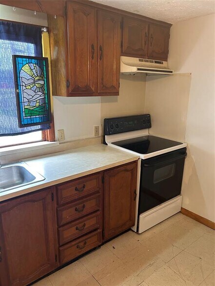 More Photos Of 13087 Main st, Titusville Storefront Retail Residential For Sale