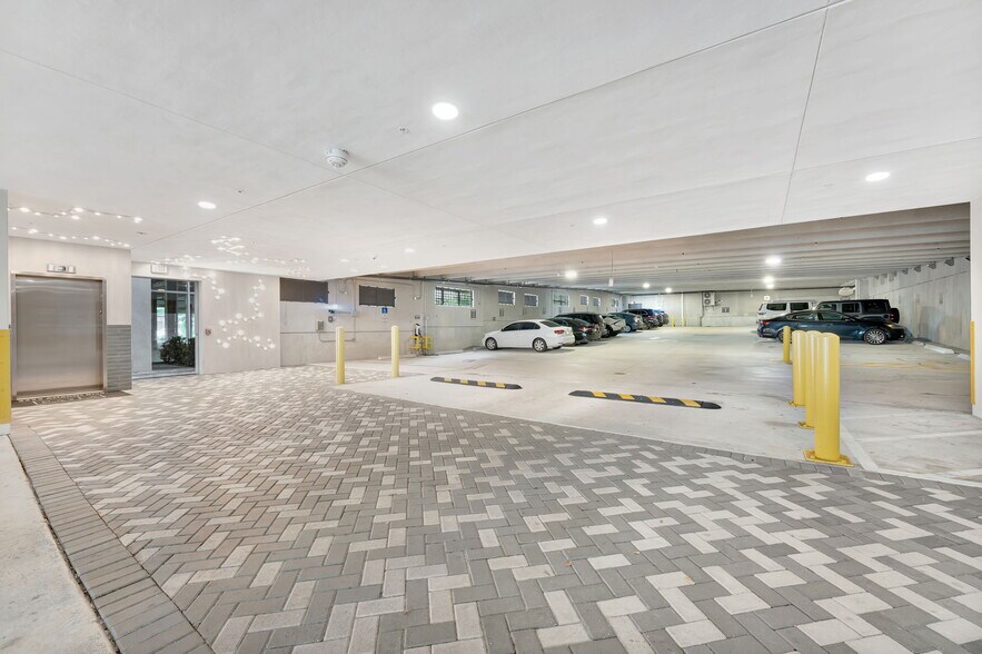 More Photos Of 2401 E Atlantic Blvd, Pompano Beach Medical For Lease