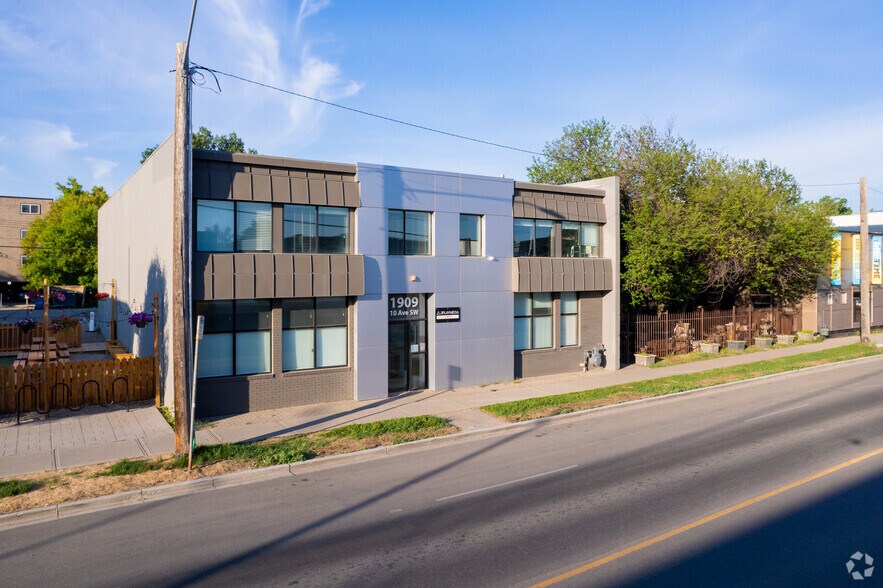 Primary Photo Of 1909 10th Ave SW, Calgary Office For Sale