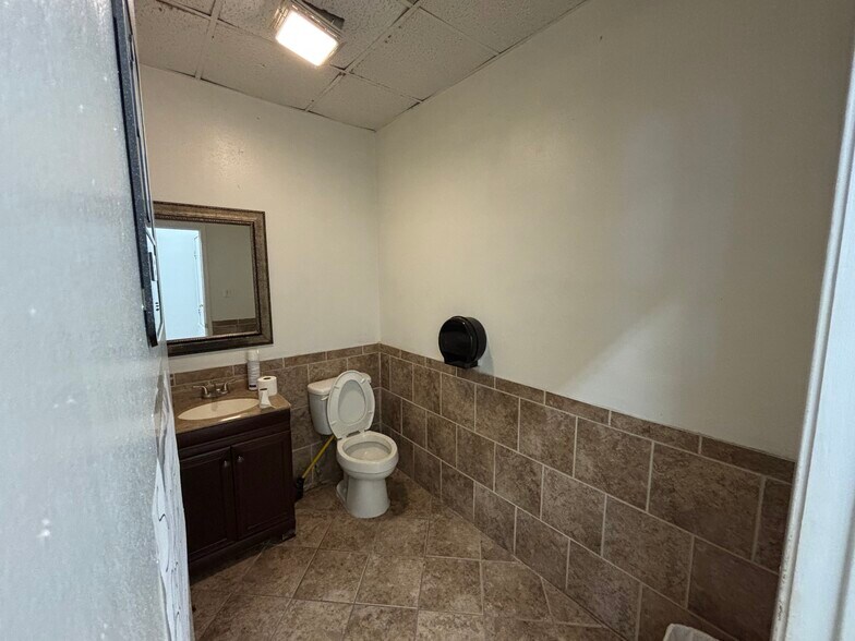 More Photos Of 866 FM 99, Whitsett Storefront For Sale