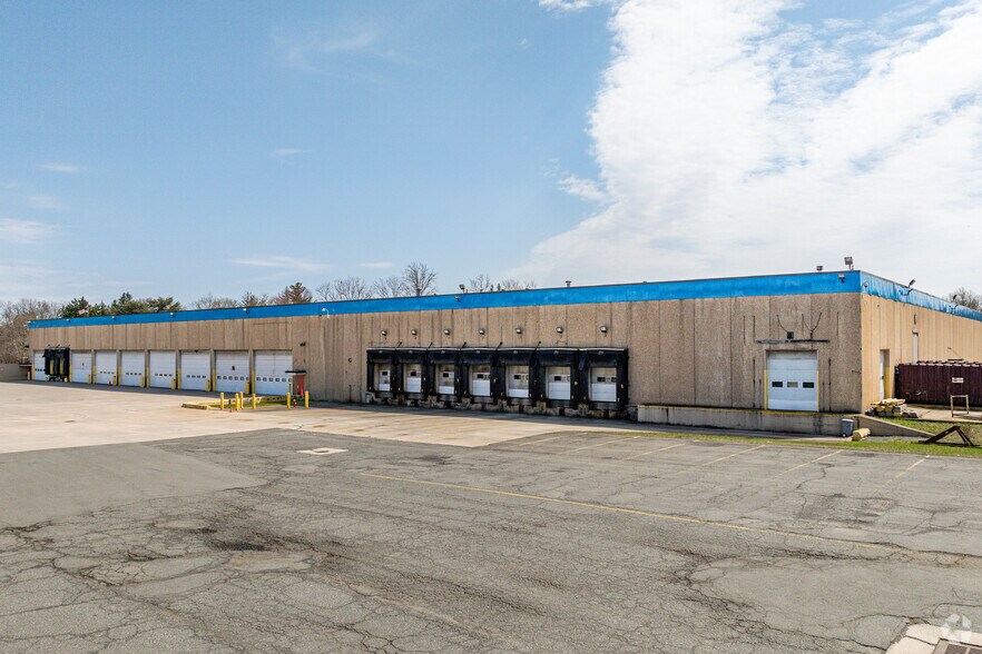 More Photos Of 108 Route 303, Tappan Distribution For Lease