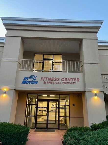 More Photos Of 20 Country Club Dr, Downingtown Medical For Lease