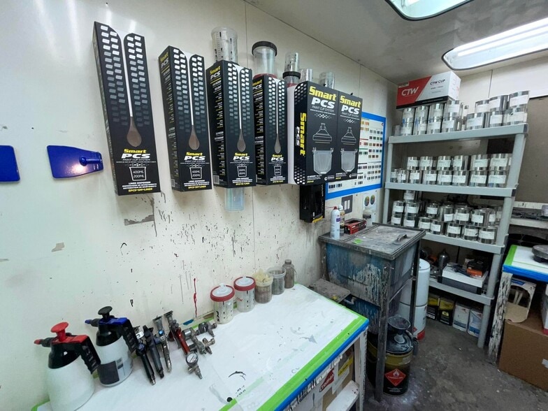 More Photos Of 505 N Cass St, Morley Auto Repair For Sale