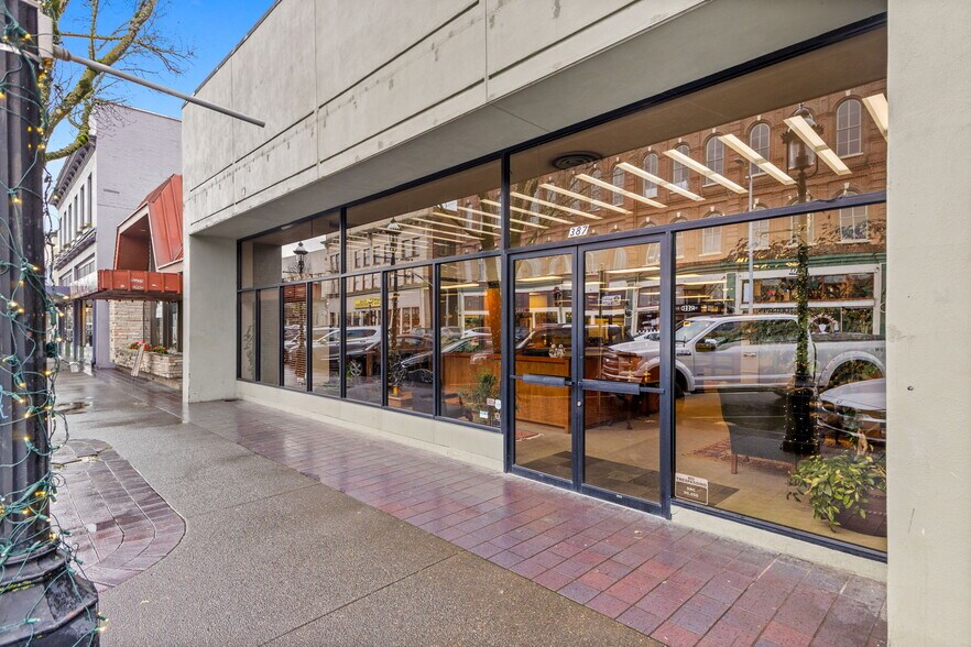 Primary Photo Of 387 Court St NE, Salem Office For Sale