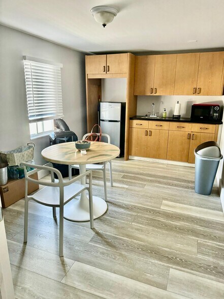 More Photos Of 215 SW 17th St, Fort Lauderdale Medical For Lease