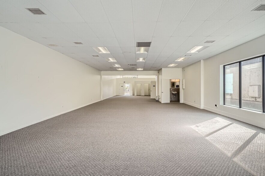 More Photos Of 4300 Kipling St, Wheat Ridge General Retail For Sale