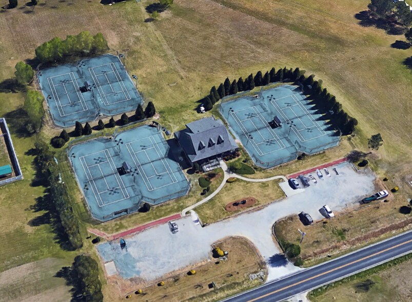 Primary Photo Of 4738 Lake Wilson Rd N, Elm City Sports And Entertainment For Lease