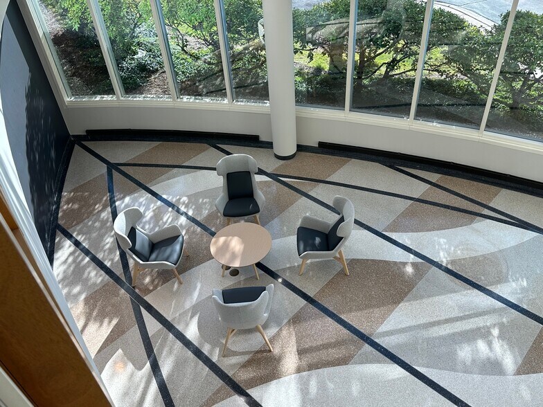 More Photos Of 27500 Drake Rd, Farmington Hills Office For Lease